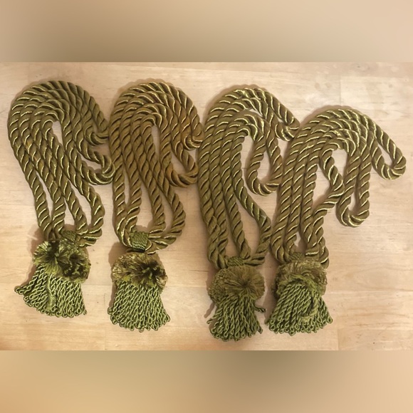 4 Avocado Green Silk Tiebacks with Pompoms & Tassels - European Vintage Charm - Picture 3 of 5